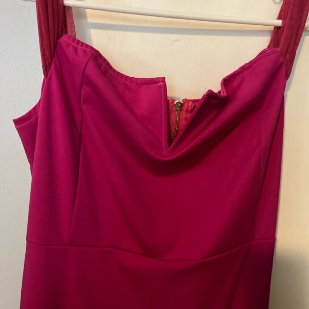 Fuchsia maxi gown with the cut V neckline